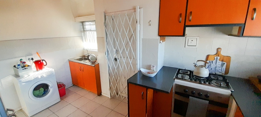  Bedroom Property for Sale in Cravenby Western Cape